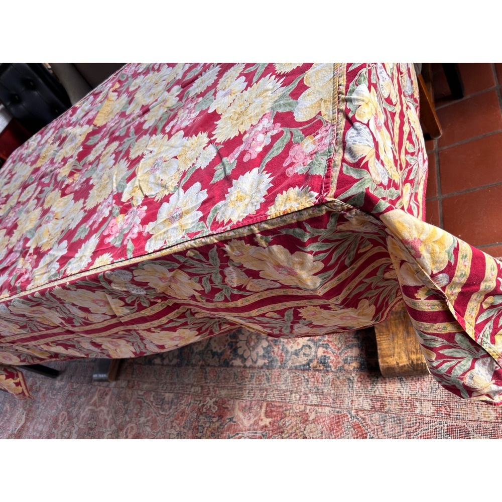 Vintage April Cornell Floral Butterfly Red Rectangle Tablecloth 64" X 98" - Picture 13 of 13